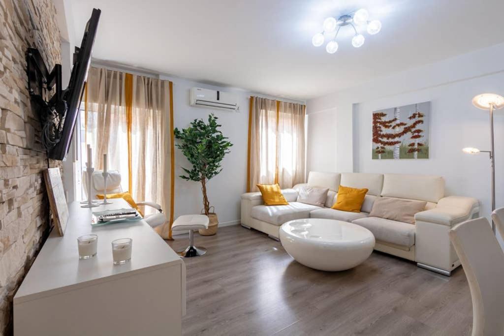 Triana Maestro Deluxe By Valcambre Apartament Sewilla