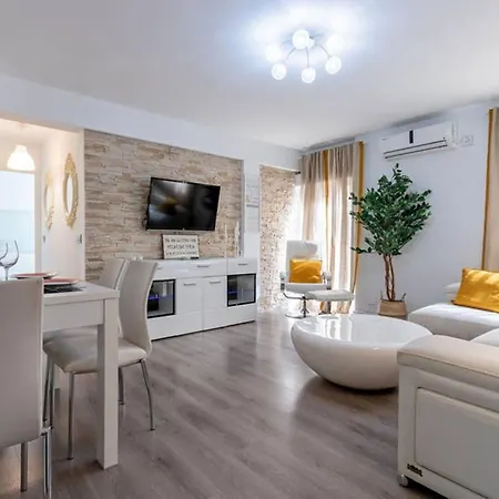 Triana Maestro Deluxe By Valcambre Apartamento Sevilha Exterior foto